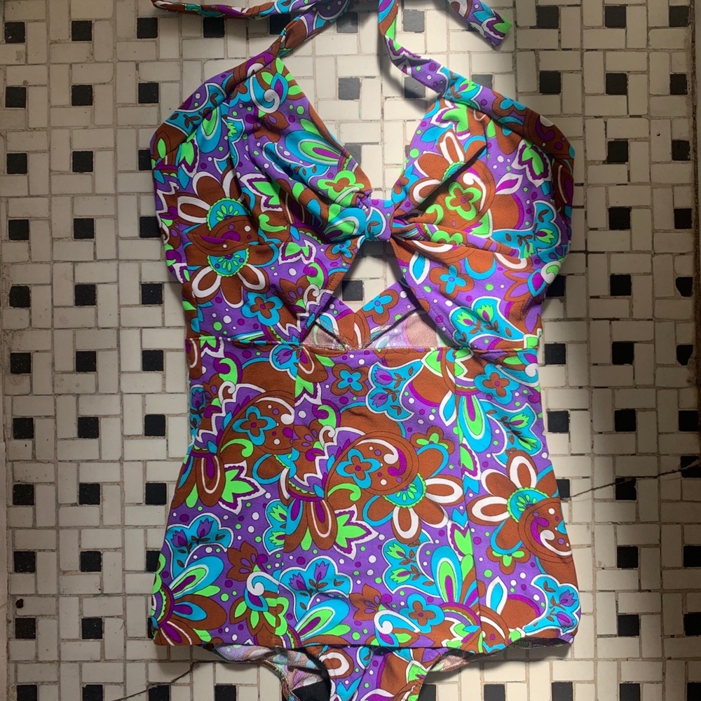 VTG 60’s Style Paisley One Piece Halter Swimsuit
